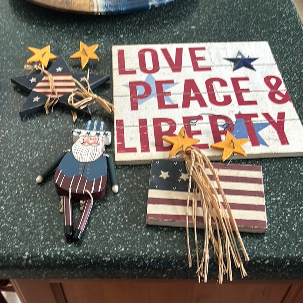 Patriotic Hanging Decor Set with Stars and Stripes